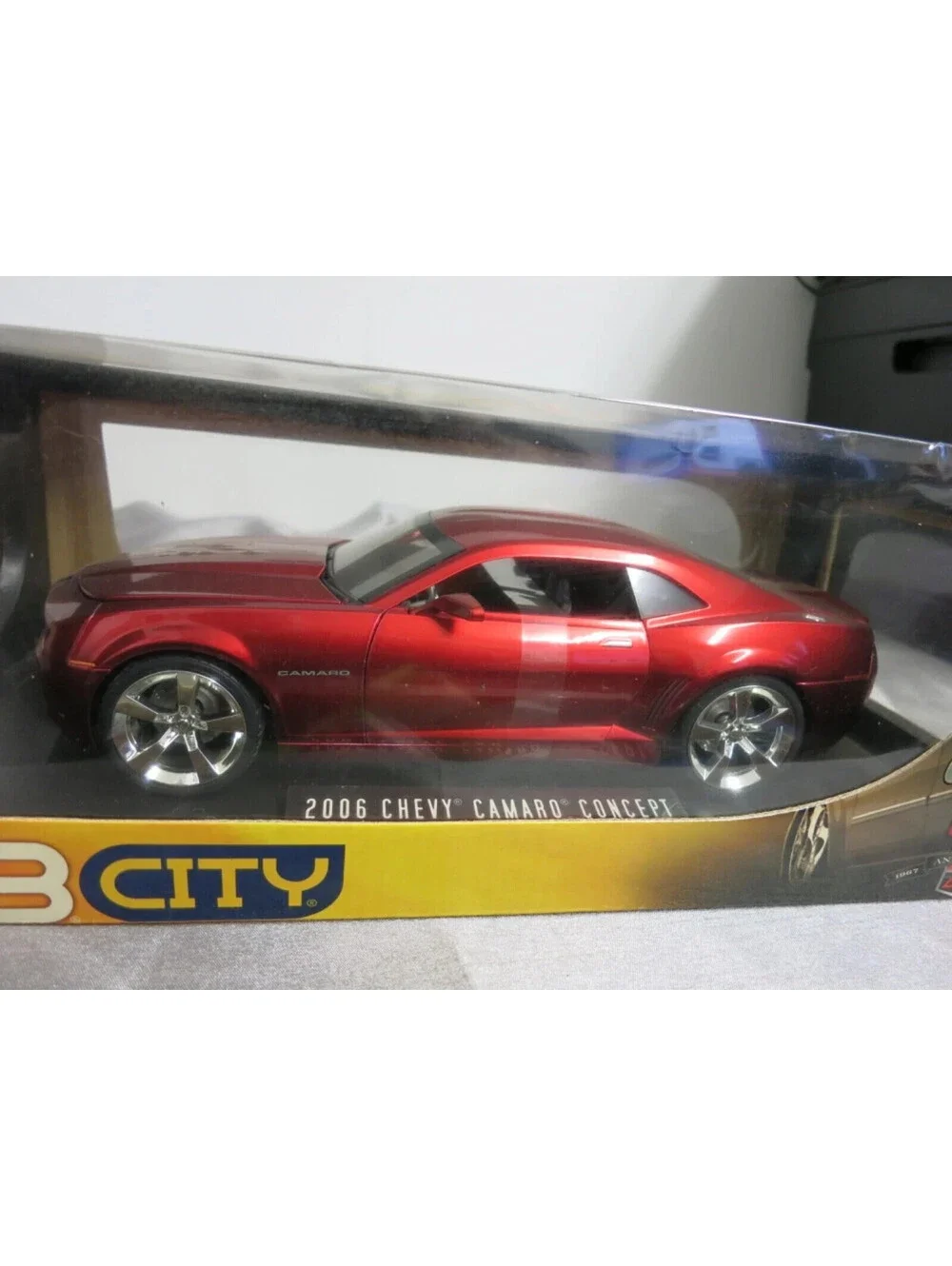 DUB CITY 2006 Chevy Camaro Concept Die-Cast 1:18 - Sealed in Box - Red